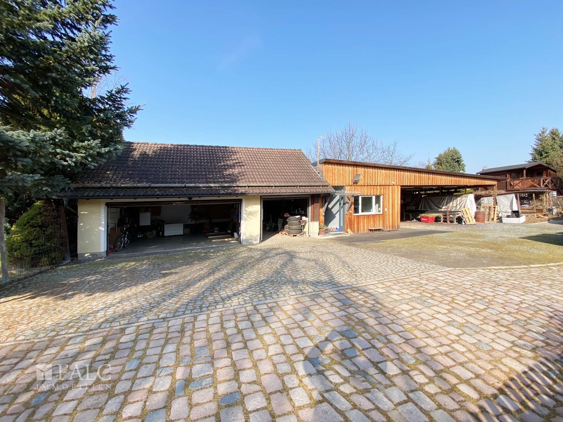 Doppelgarage Werkstatt Büro